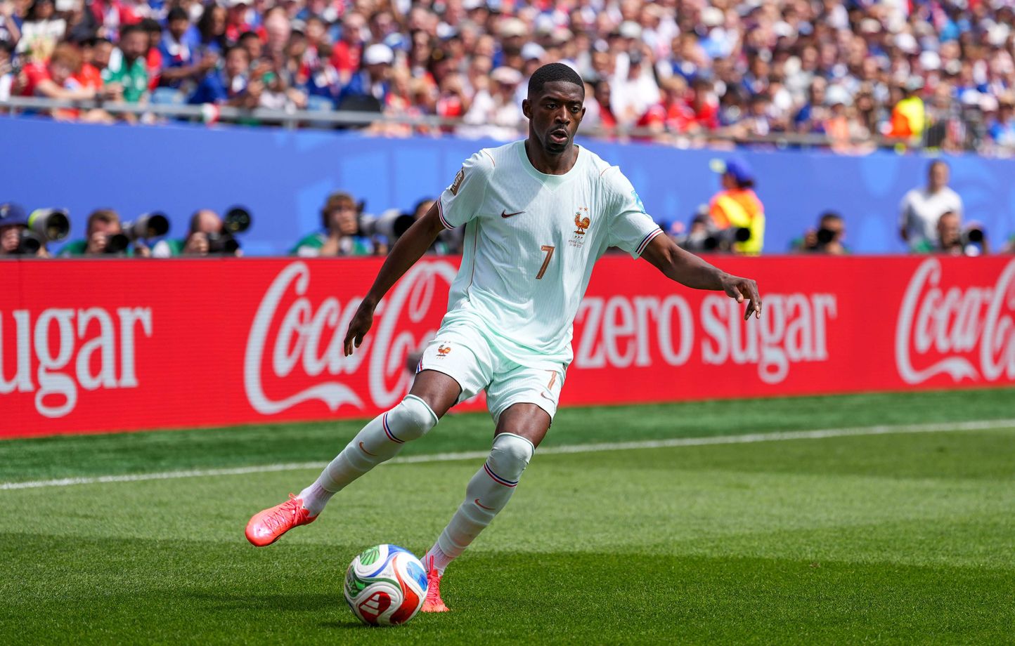 EN VIVO Noruega – Francia: Dembélé en modo Balón de Oro, los noruegos en PLS… Sigue el partido con nosotros… EN VIVO Noruega – Francia: Dembélé en modo Balón de Oro, los noruegos en PLS… Sigue el partido con nosotros…